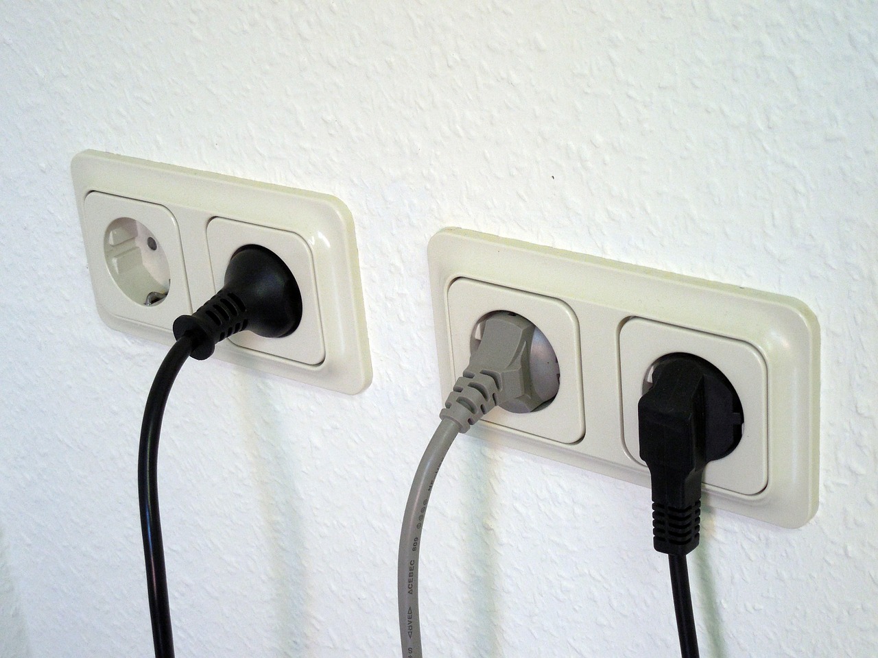 Smart Plug สั่งงานได้ทุกที่ ที่มี internet